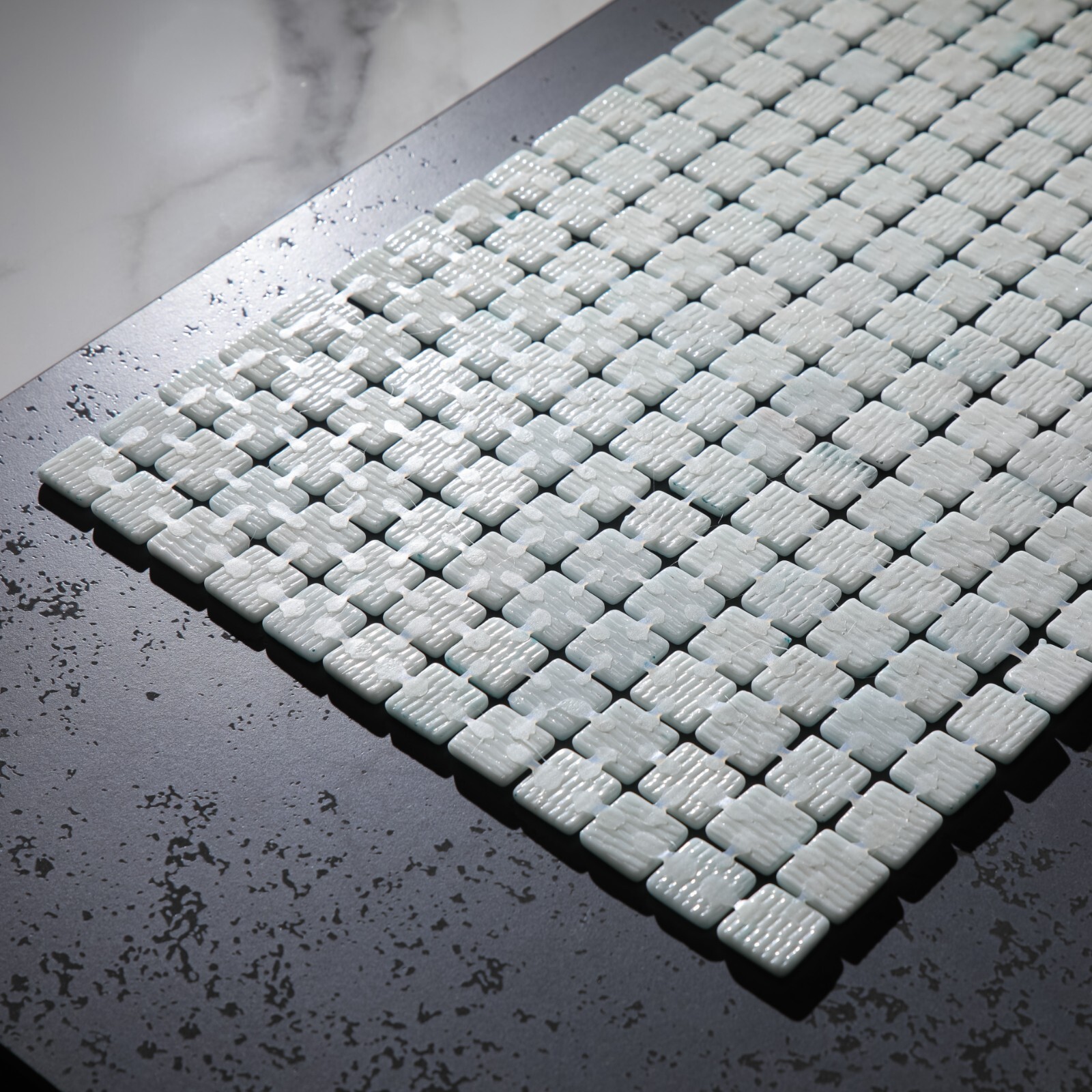 Pressed Glass Mosaic on Pool Net 32.5×51.5 – Bahamas Pool Matt