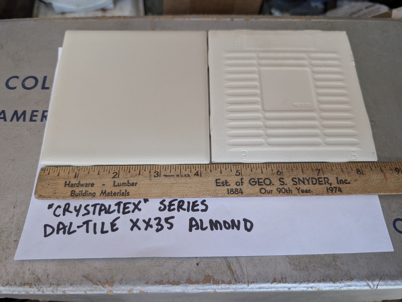 2 Pcs 4-1/4″ Square Ceramic Tile Daltile Crystaltex Almond XX35 Eggshell Finish
