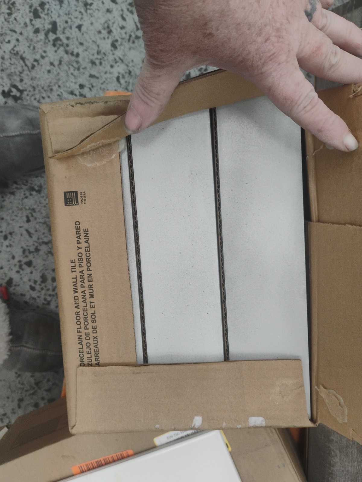 Dal-Tile 2.25×9.5x.039 White Desert Tile 5.72 SF 36 Units