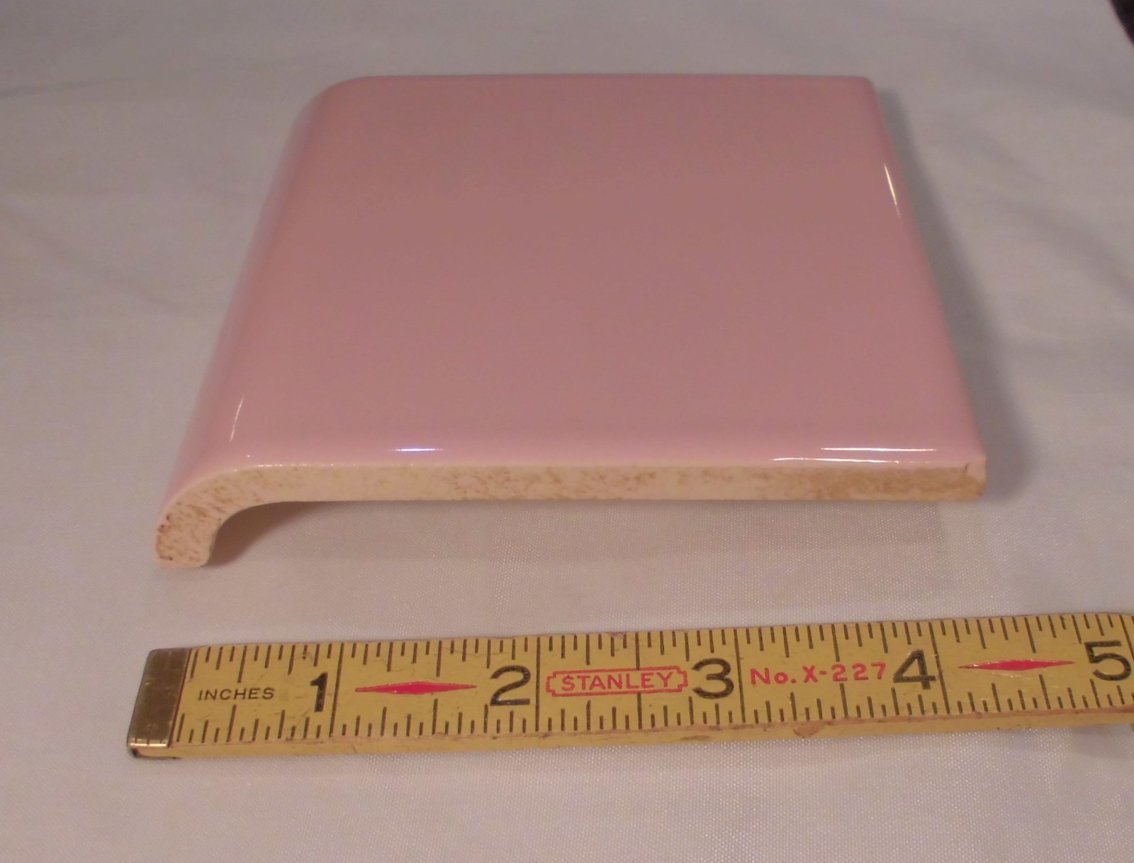 1 Shell Pink Radius Bullnose Ceramic Tile 4-3/8″ by Mid-State: Glossy Mud Caps