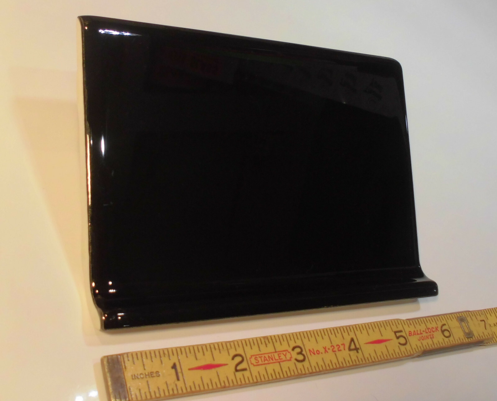 1 pc. Glossy Black Bullnose Top: base/cove Ceramic Tile: 4-1/4″ X 6″ NEW-STOCK
