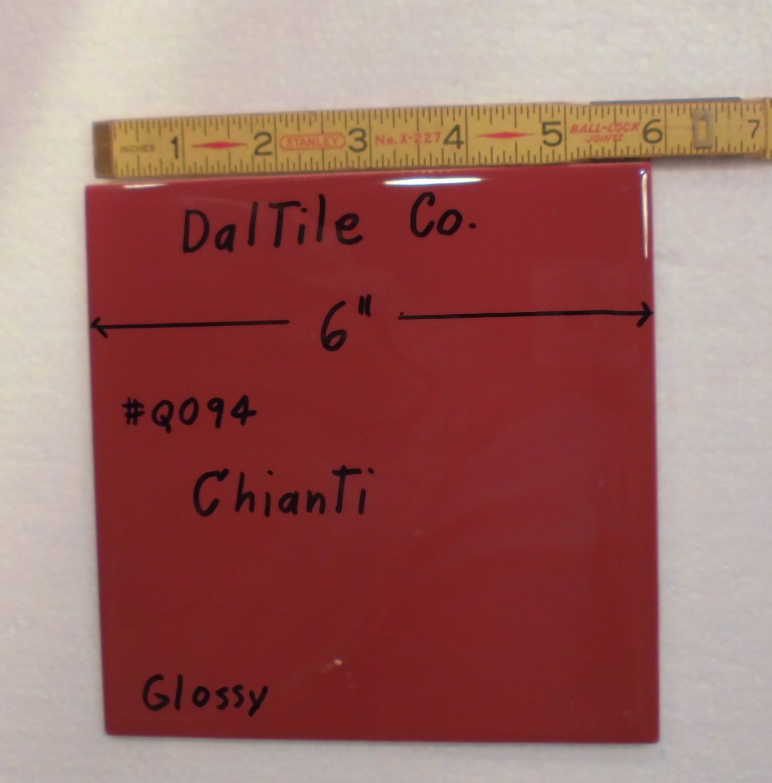 1 pc. Daltile #Q094 CHIANTI: Brilliant Glossy Ceramic Tile 6″ X 6″ NEW, Burgundy