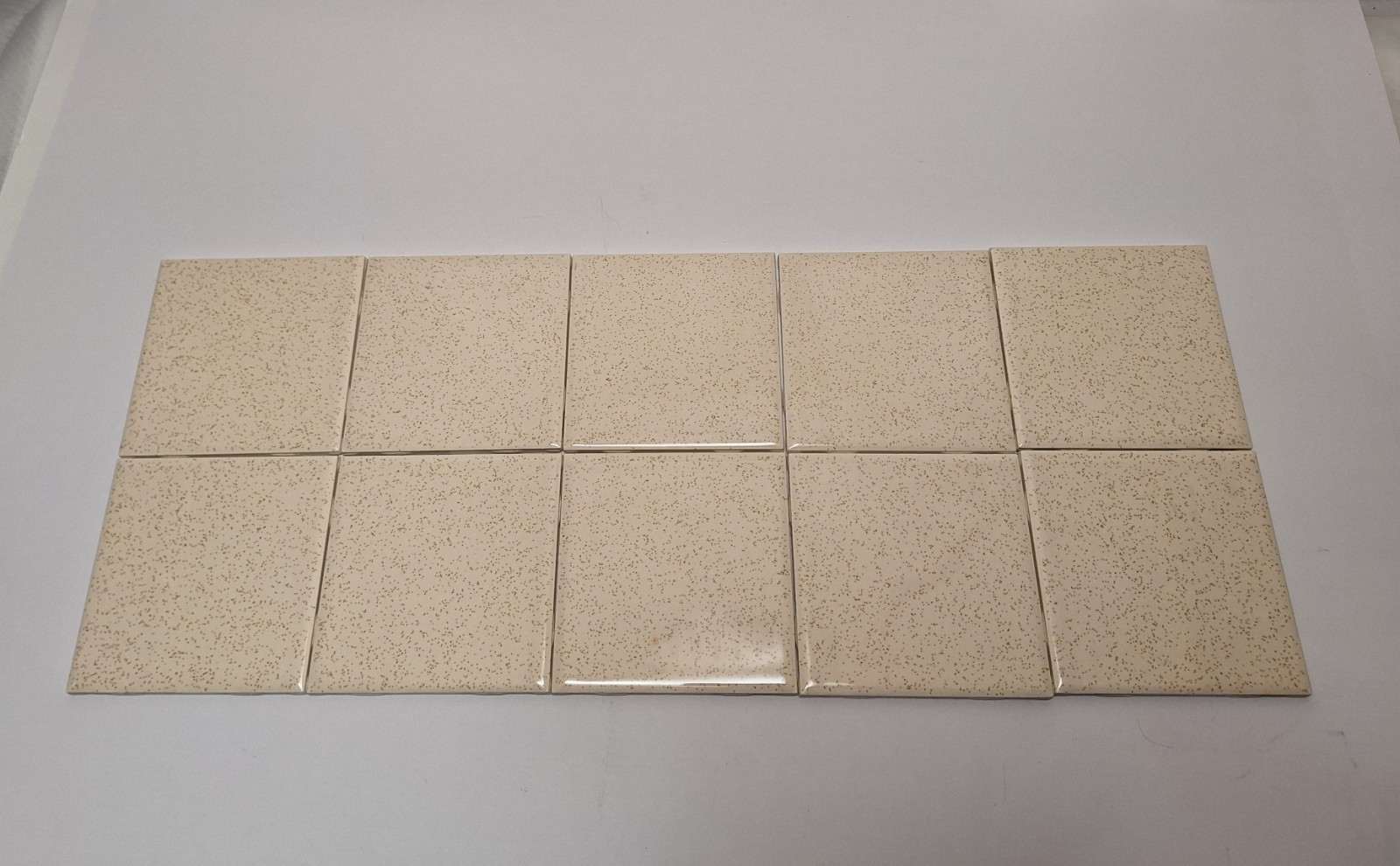10 VTG American Olean 4-1/4″ Tile Buckwheat Glossy 46 PLN 0046441P Shade T USA