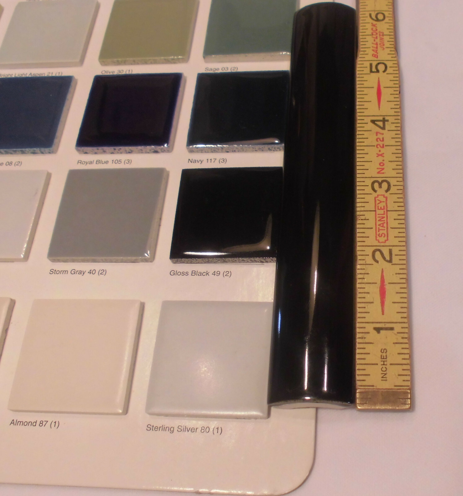 4 pieces. *Glossy Black* Ceramic Quarter Round Tiles 1″ X 6″ Corner Tiles NOS