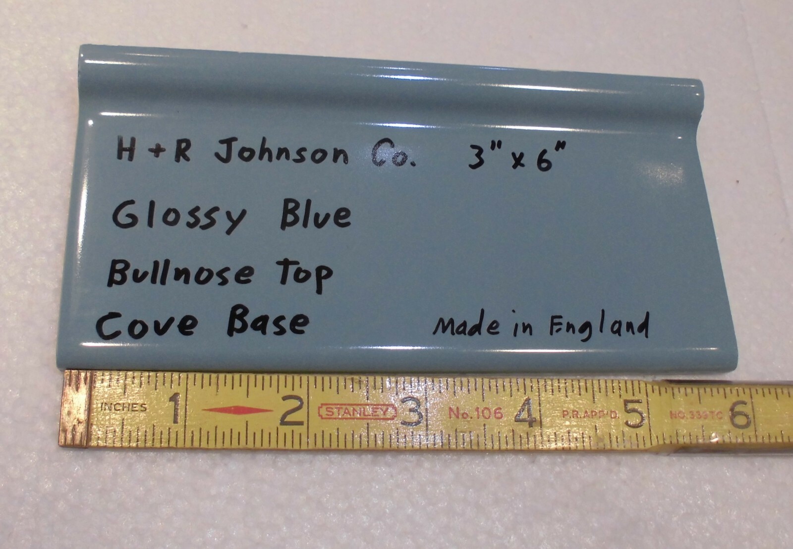 1pc. H & R Johnson: Bullnose Top Cove Base Ceramic Tile; 2-7/8″ X 6″ Glossy Blue