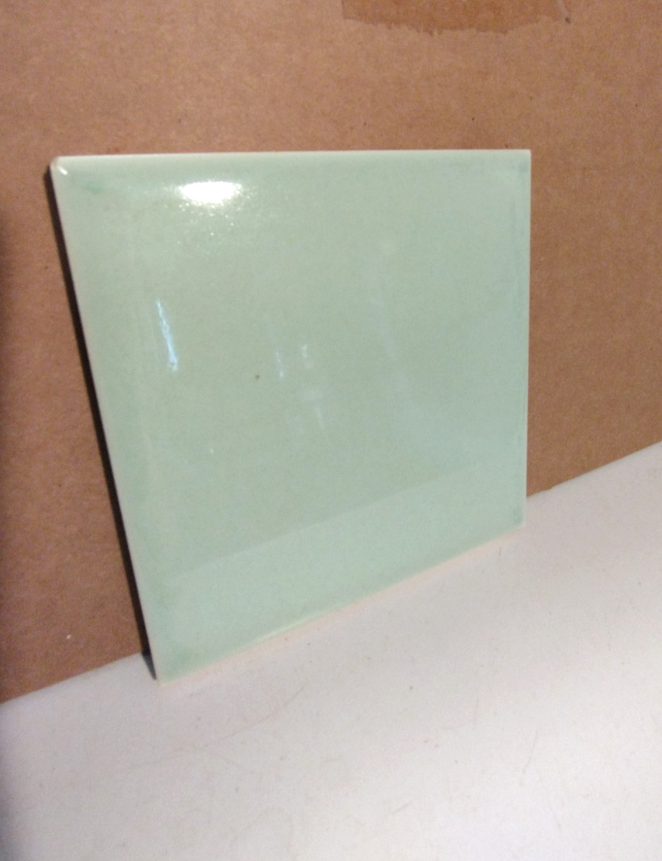 1 Tile Mosaic USA 4-3/8″ Gloss Seafoam Pale Green Ceramic Wall 1950 Vtg MCM