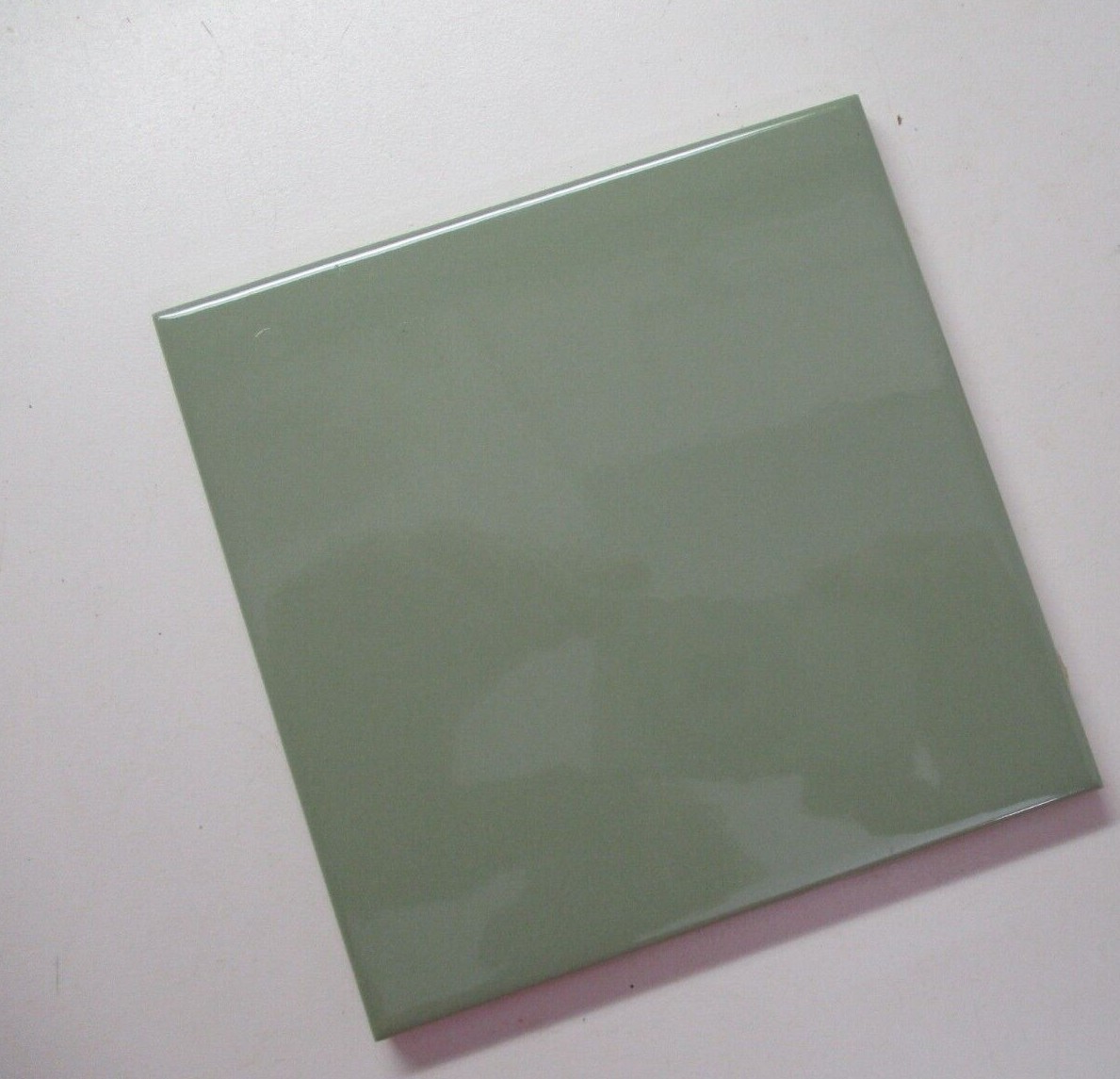1 Tile US Ceramic 72476484800-4 Gloss Sage Green 4-1/4″ Sq. Wall 2015 Modern