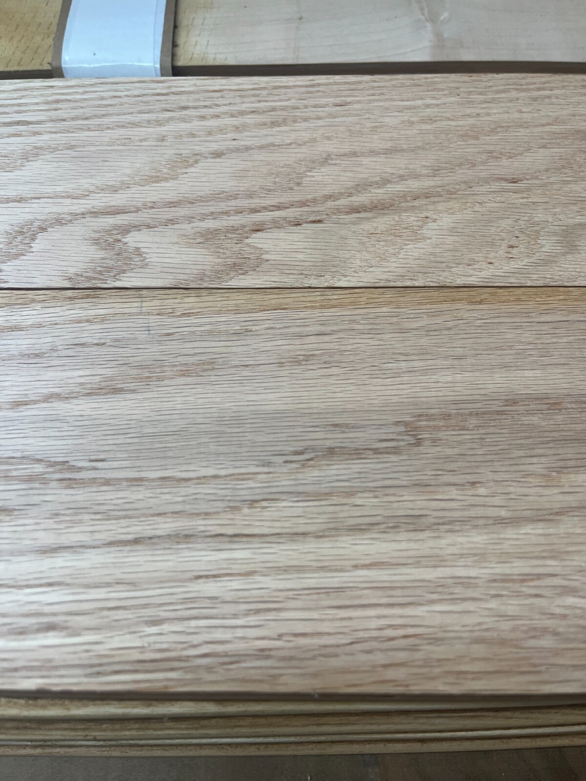 Unfinished mixed oak hardwood flooring 5″ wide, random lengths