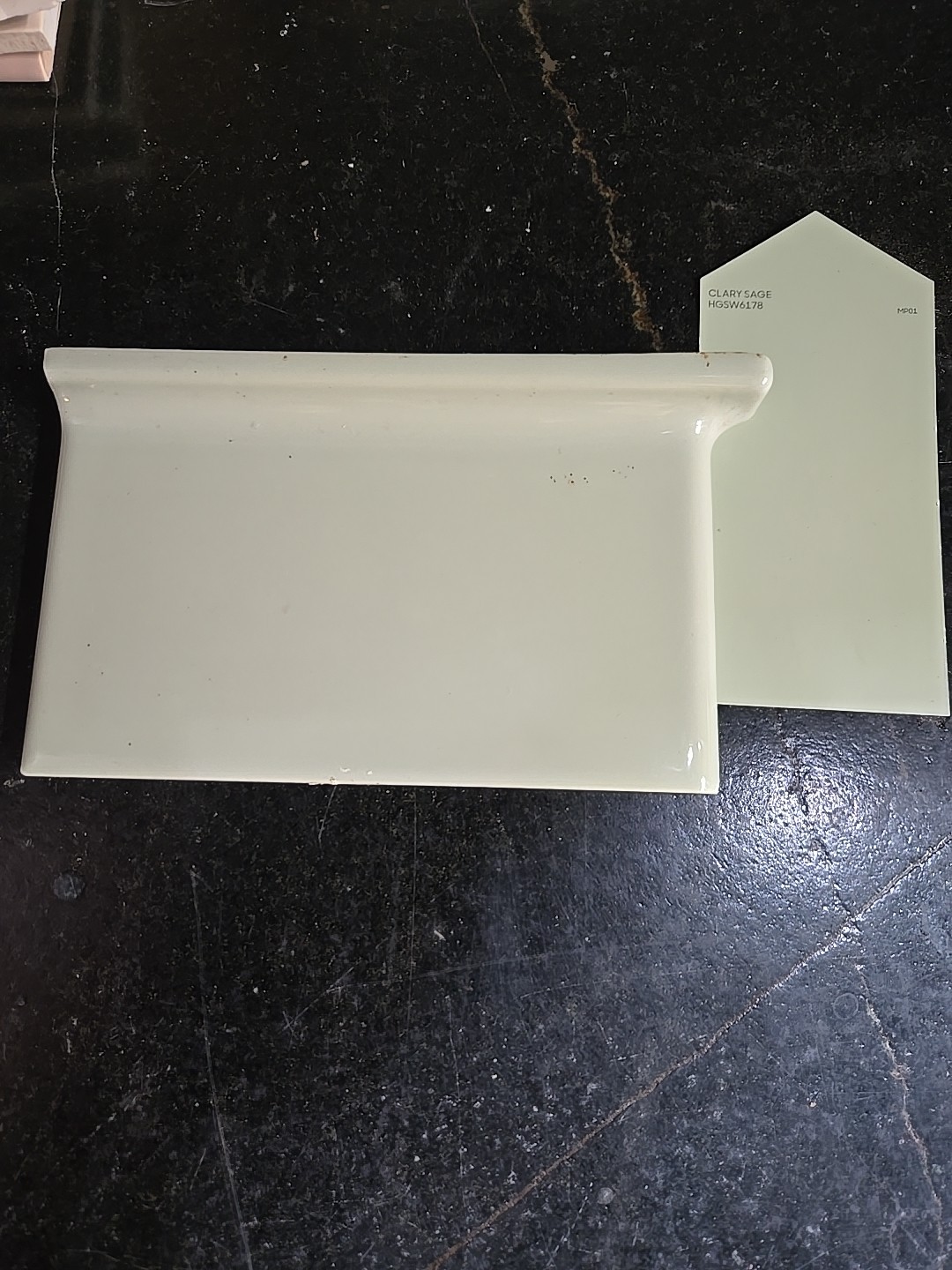 Vintage 6 1/8″ X 3 7/8″ NOS Cove Base Left Corner Sage Green Tile