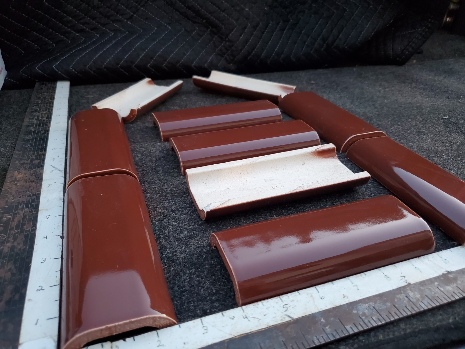 Vintage Double Radius Bullnose Ceramic Brown Tile 6 x 2-1/2″ 10pc NOS