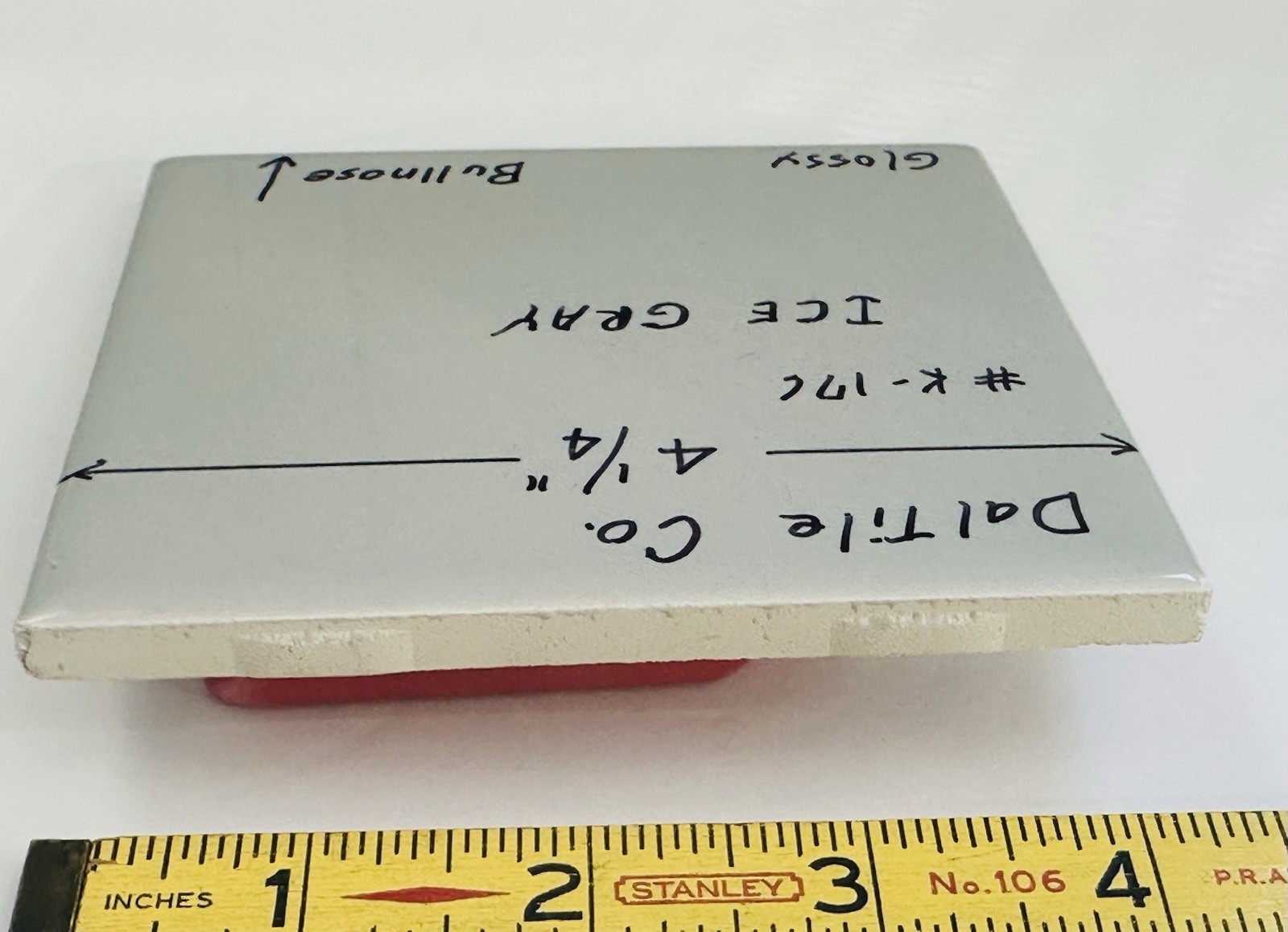 1 pc. Ice Gray #K-176: Glossy Bullnose Ceramic Tile by Daltile: 4-1/4″ New Stock