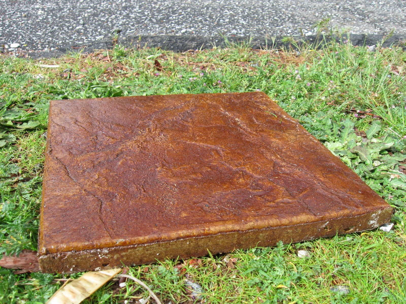 CONCRETE TILE