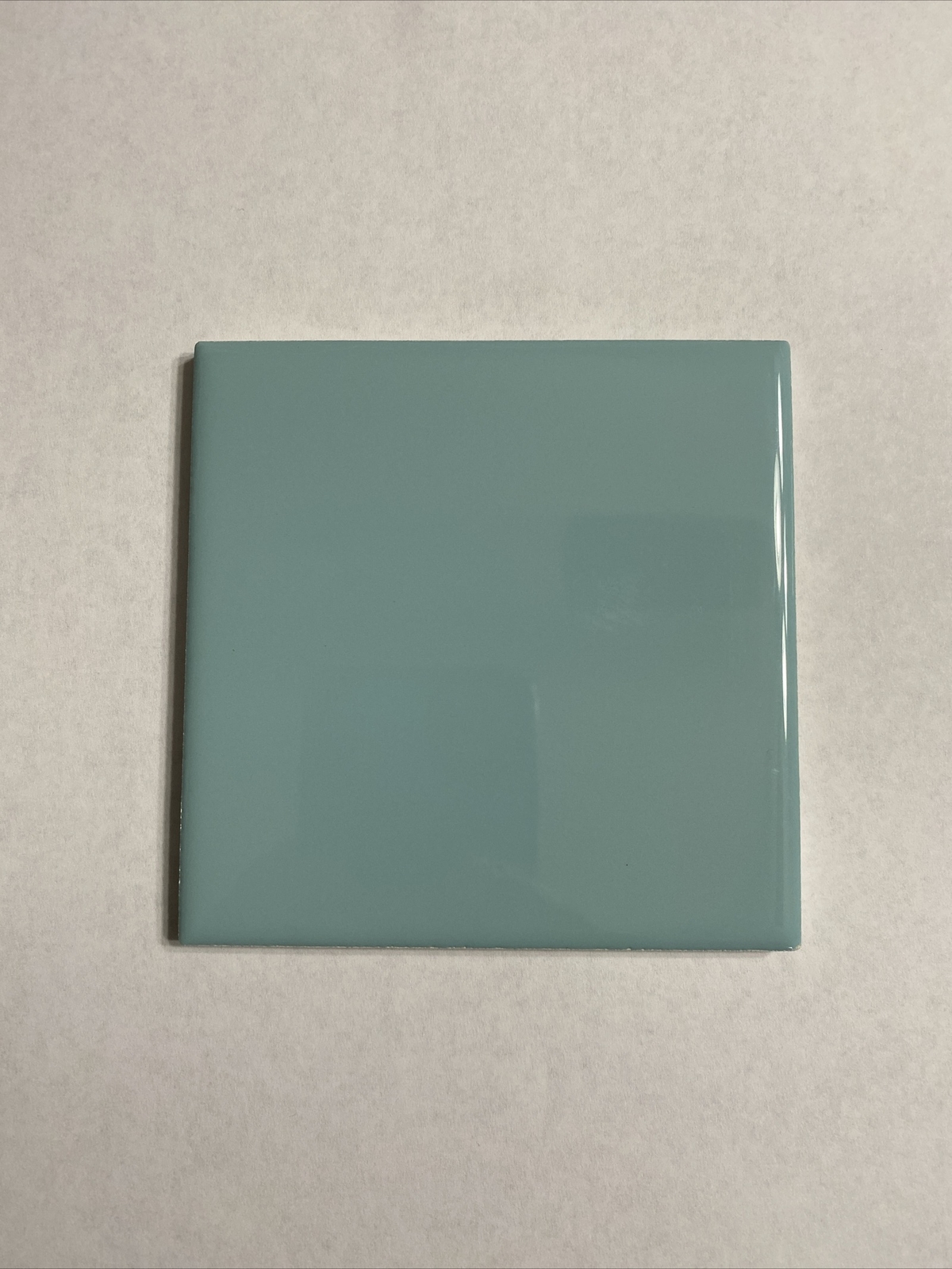 Surf Green 4 in Ceramic Tile 4.25 in Blue Aqua Glow Daltile Color 0197 Color 105