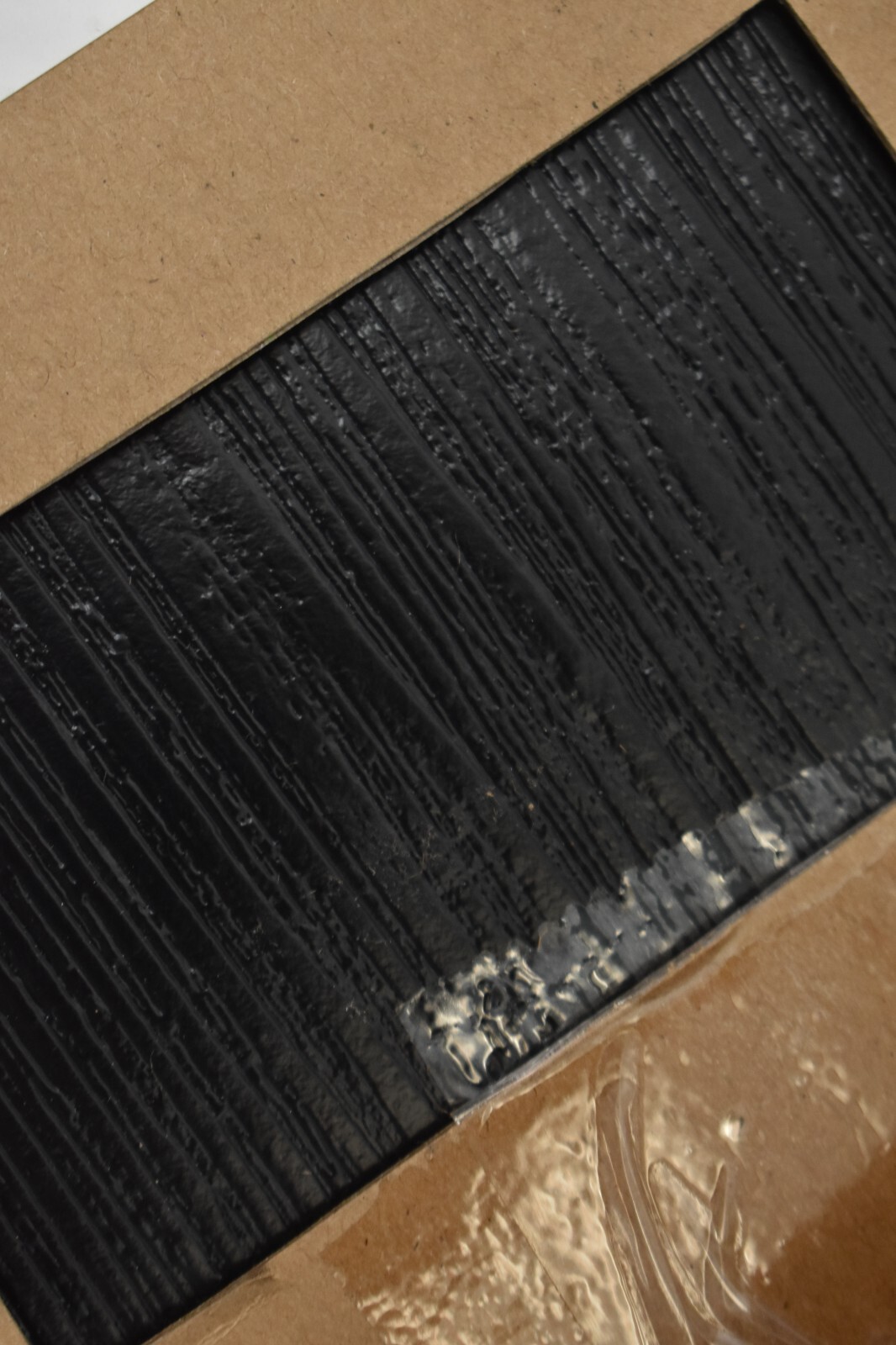 Veelike Black Vinyl Plank Flooring Peel & Stick Tiles 6″ x 36″ Low Gloss 36 Pack