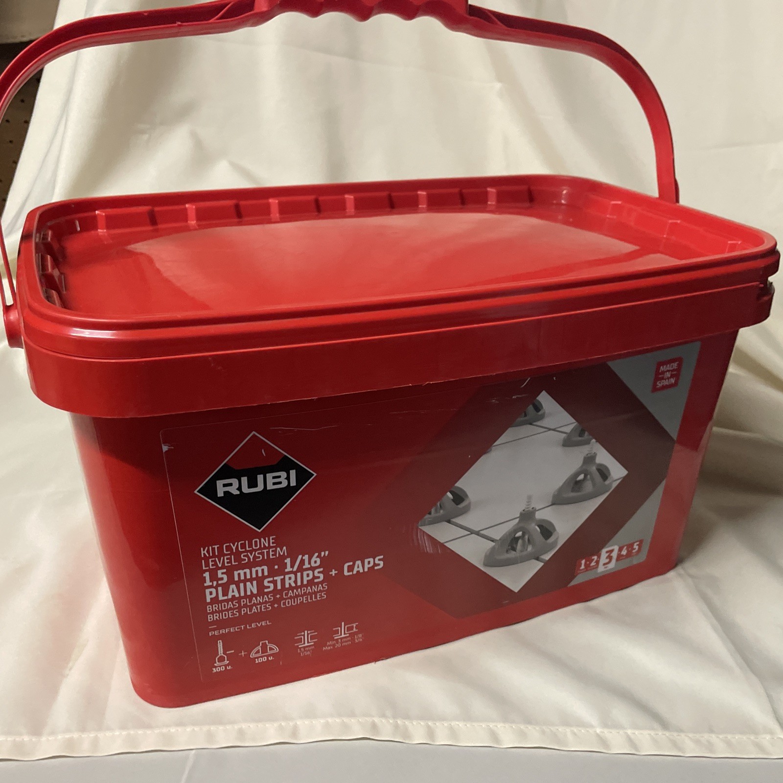 RUBI CYCLONE Floor Tile Level System Kit 400 pc (300 Clip, 100 1/16″ Cap 1.5mm)