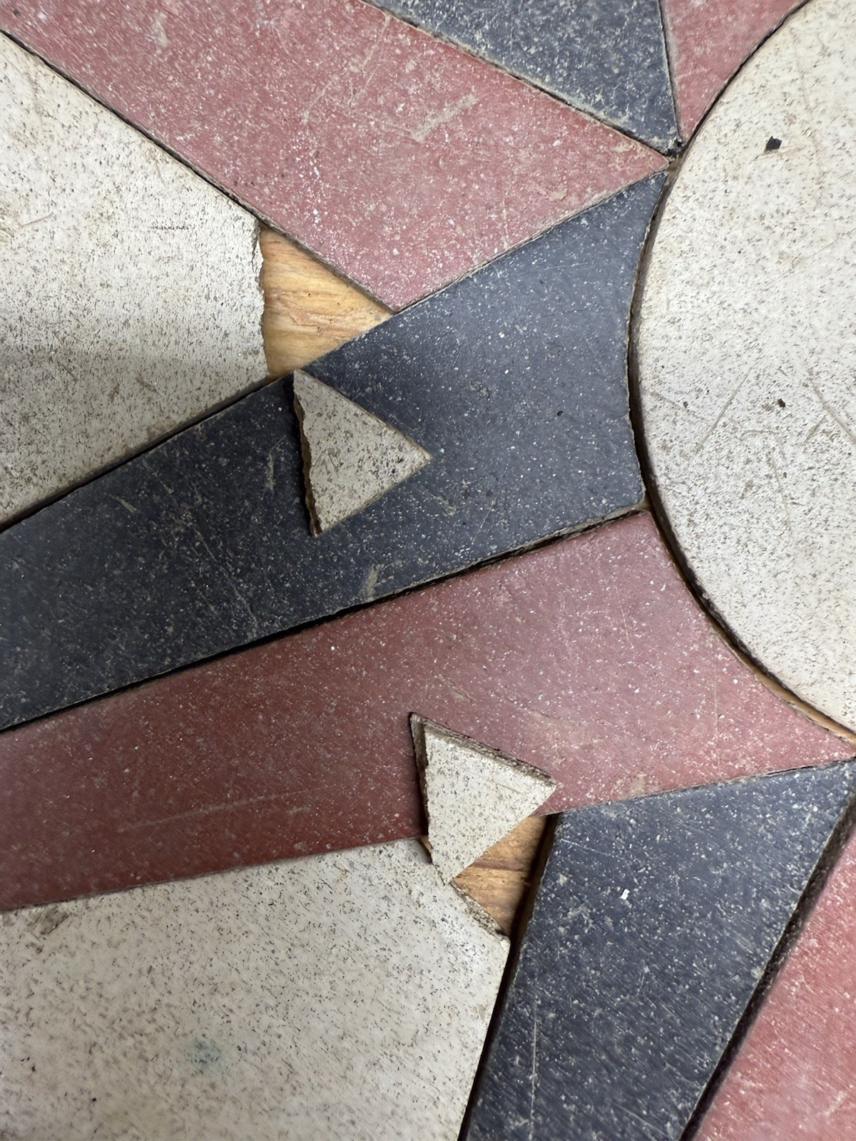 Asbestos Floor Tile in A Rose Compass Design Medallion For Rec Room Rare MCM