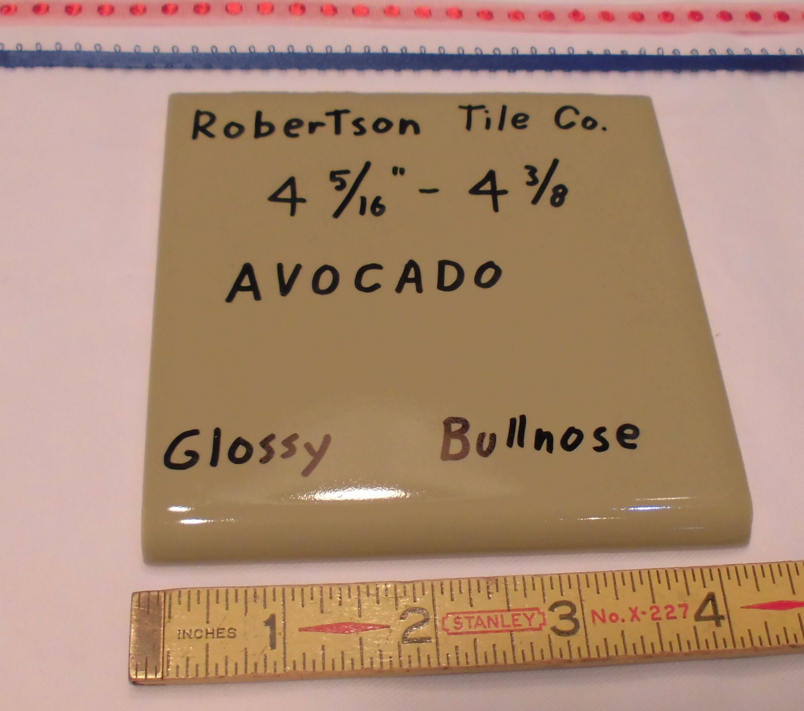 1 pc. *Avocado – Green* Vintage Glossy Ceramic Bullnose Tile 4-5/16” Robertson