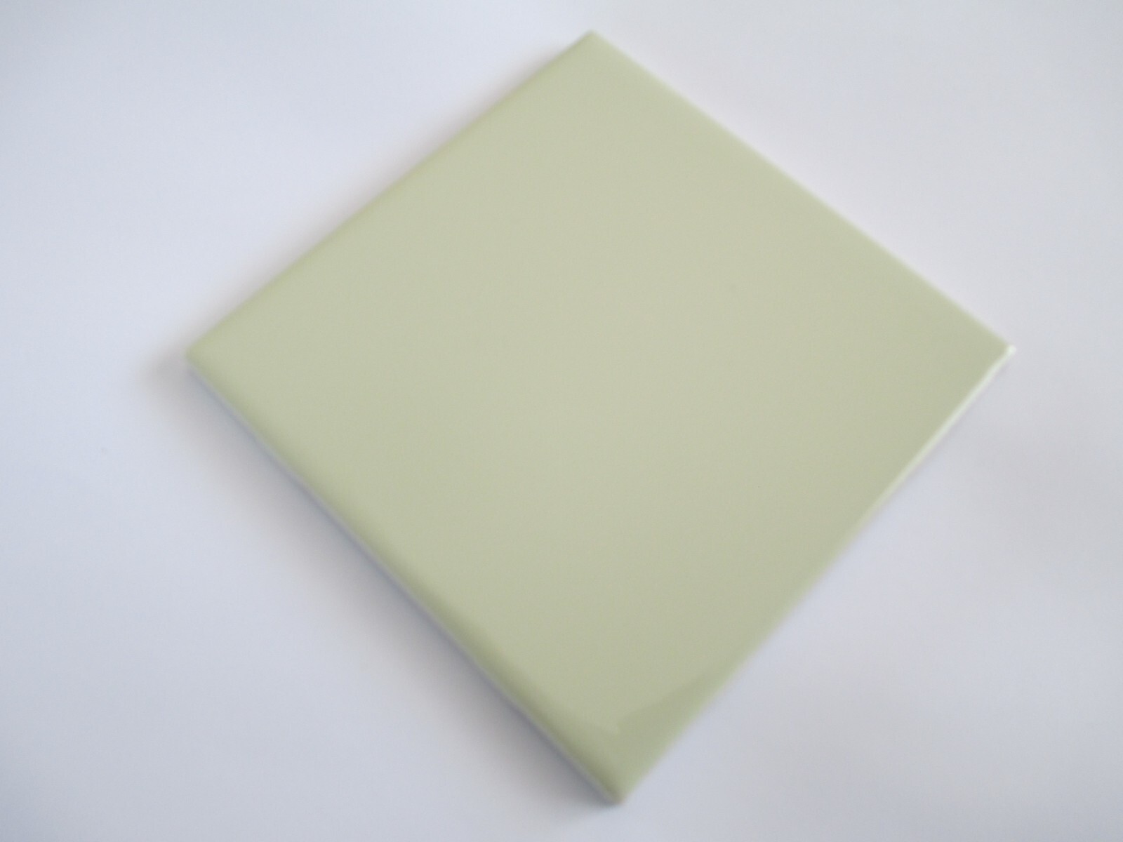 VINTAGE SEAFOAM GREEN GLOSS CERAMIC WALL TILE SQUARE 4-1/4″ X 4-1/4″