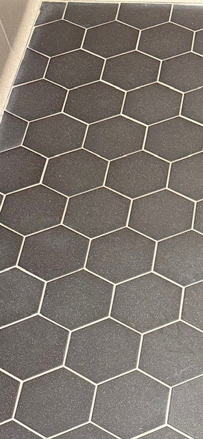 Hexalith Anthracite Hexagon Tile – 4” x 5” – ½” Thick – Commercial / Lab Grade –