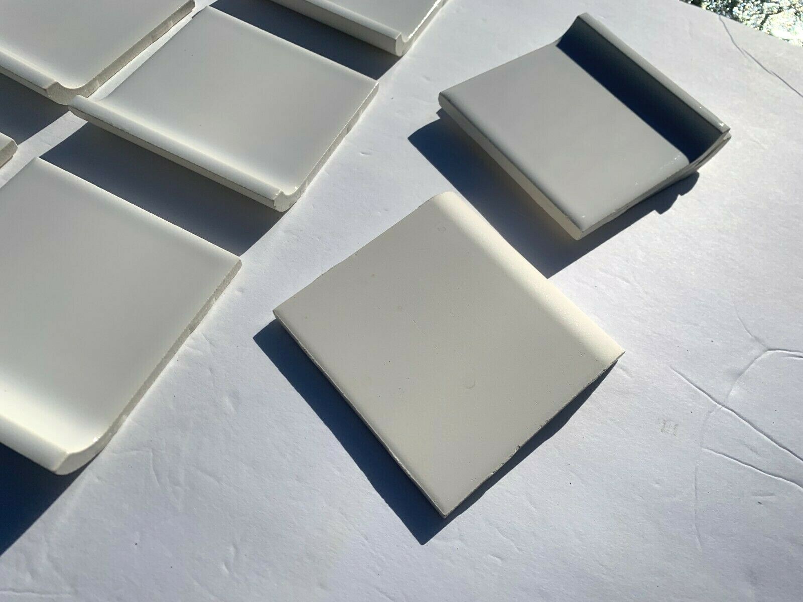 AMERICAN OLEAN COVE BASE A3001 FLAT TOP 4″ X 4″ POLAR WHITE SO5 GLOSS