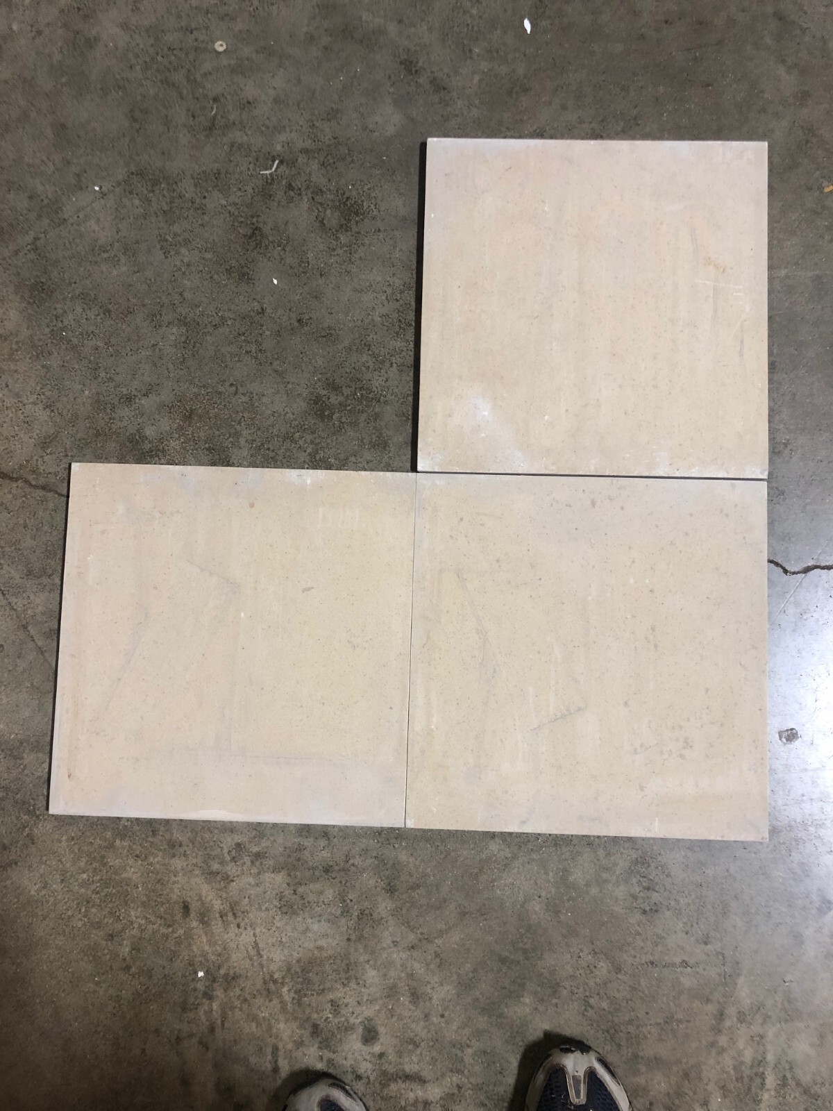 16x16x1/2 Golden Topaz Limestone Remodel Tile 200 Tiles (1 Crate) T-62