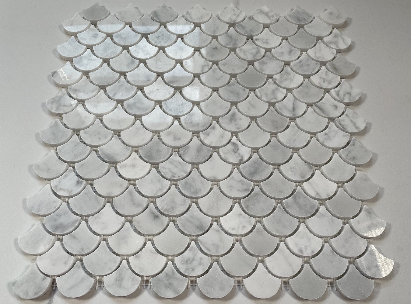 C992XP Carrara White Marble Fish Scale Dragon Scale Fan Mosaic Tile Polished