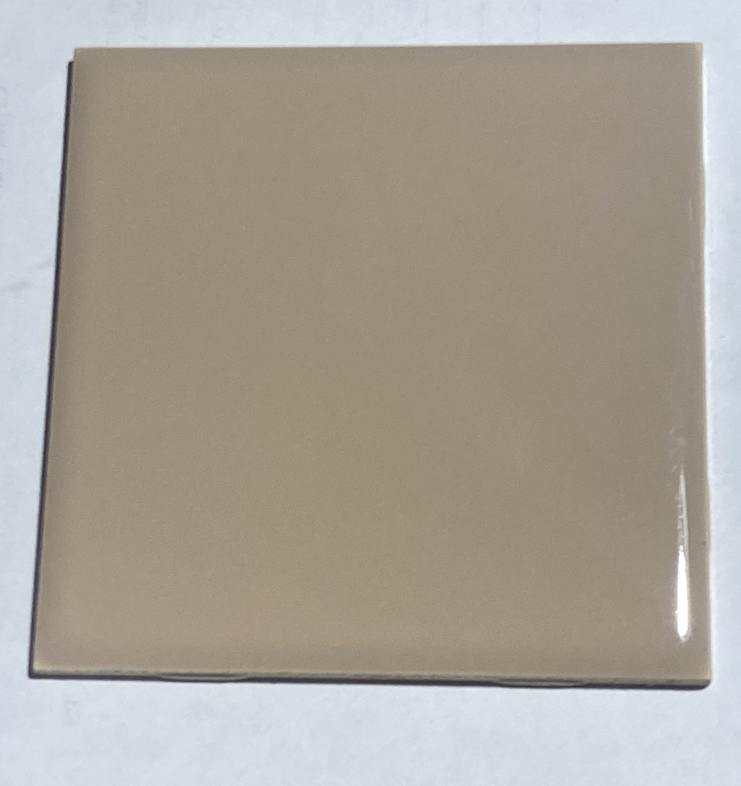 1 pc. American Olean Glossy Ceramic Tile Glossy Sand 4-1/4″ Square New Old Stock