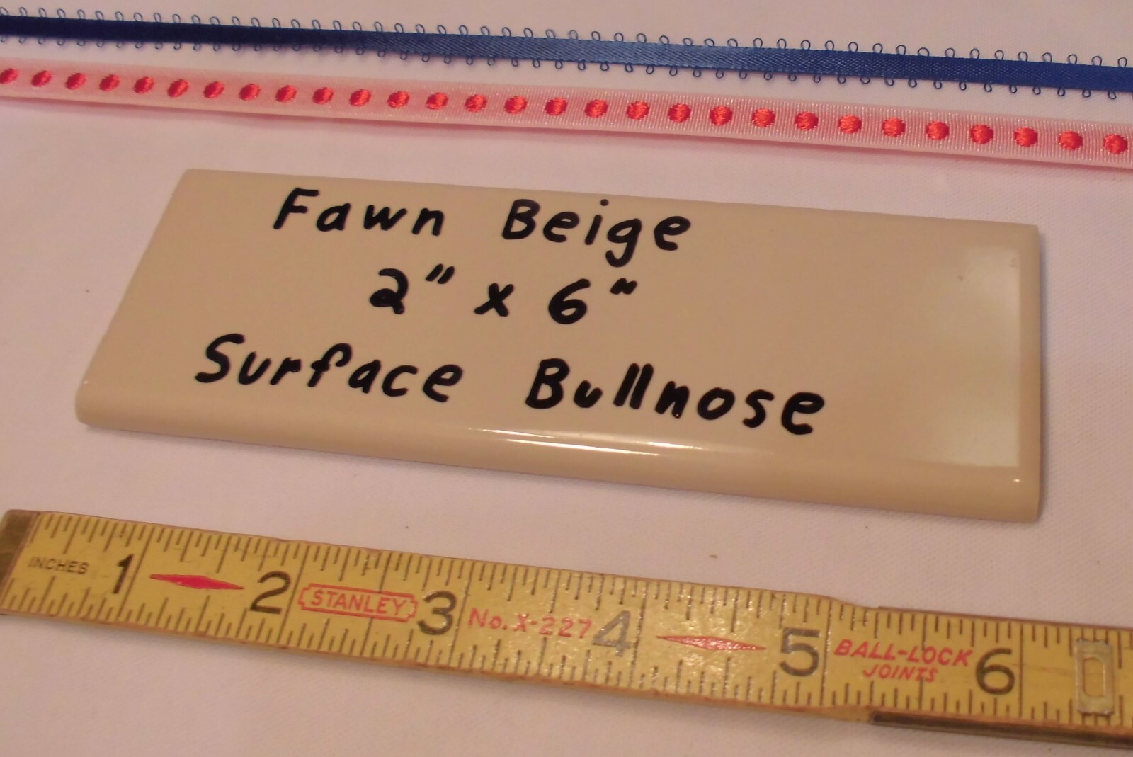 42 pcs. Glossy *Fawn Beige* Ceramic Surface Bullnose Trim Flat Tiles; NOS Mint