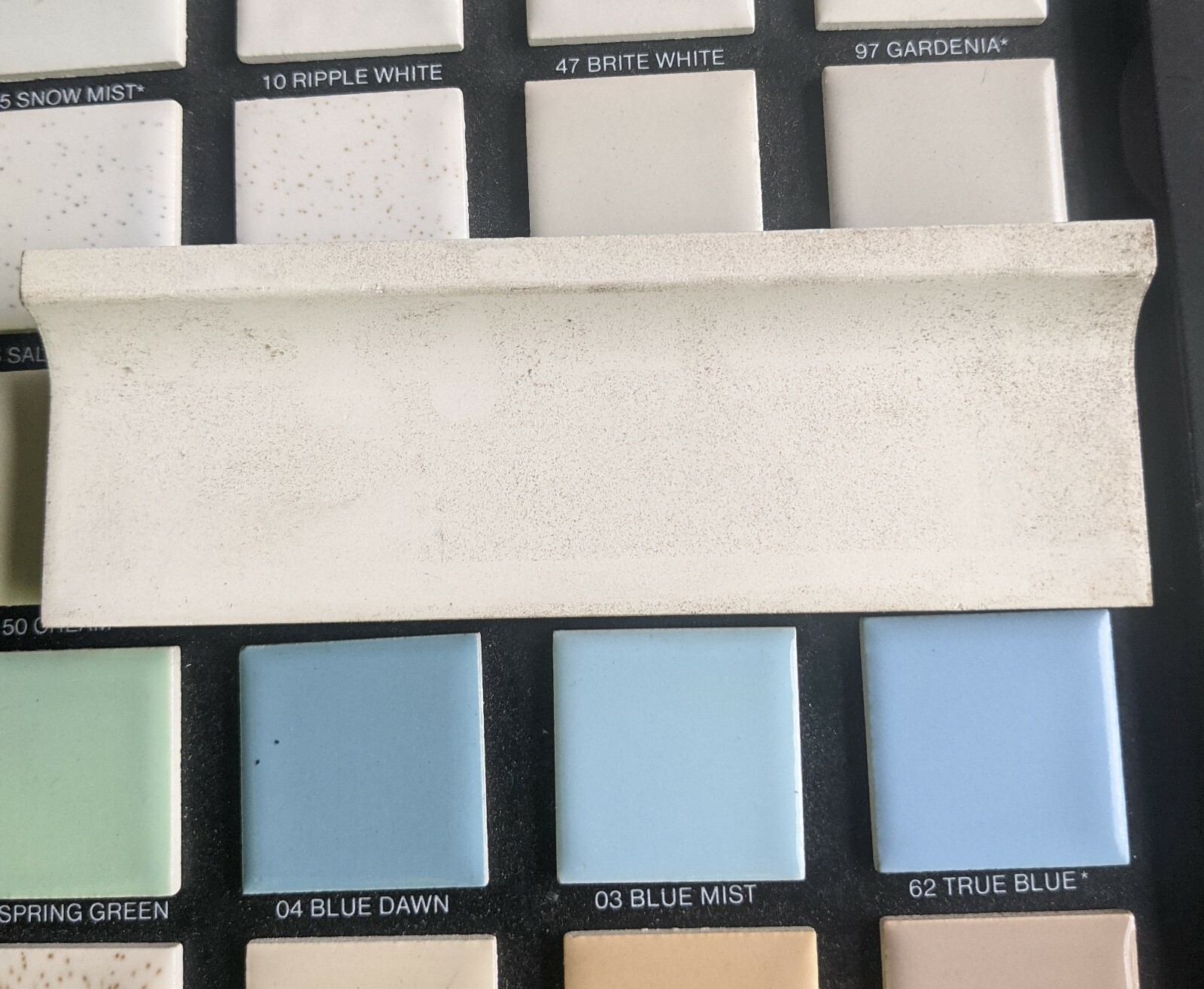 2 pcs American Olean Bullnose Mud Cap A4200 2″x6″ color 03 Blue Mist Glossy