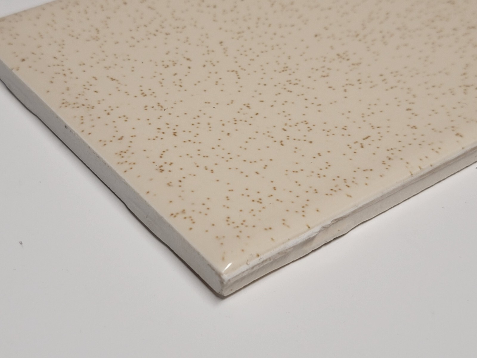 Vtg 6 AO Ceramic Tiles WIDE Rectangle 4 1/4 x 6 Beige w/brown flecks Glossy NOS