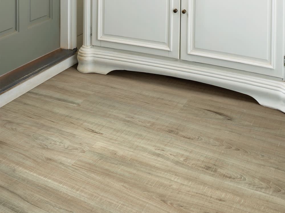 Shaw 5606V Ardent 7″ x 48″ Embossed Vinyl Flooring – Accent Pine