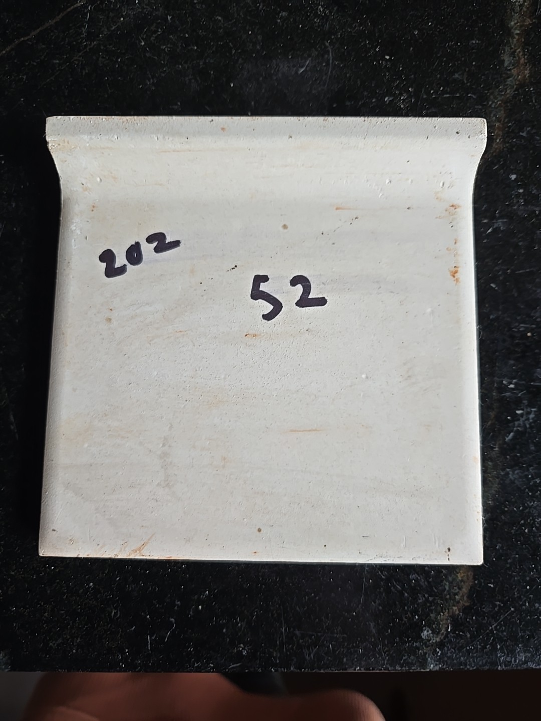 Vint Ceramic White W/gold Specks Curved Bullnose Trim Tile NOS 4 3/8″ X 4 3/8″