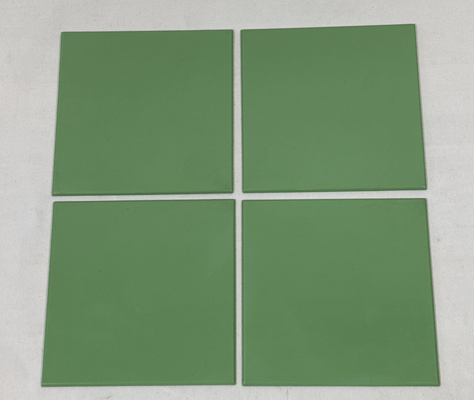 5 Vintage Solid Green Plastic Polystyrene Wall Tiles 4.25″x4.25″ Mint Green