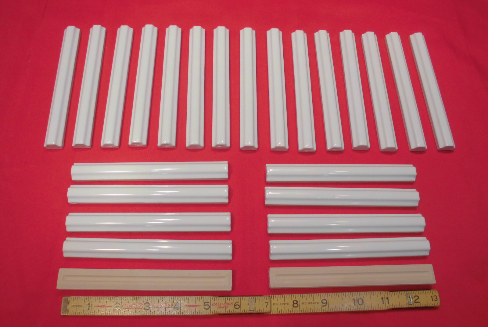 25 pcs. *Gloss White* Ceramic Pencil Liner Sizzle Tiles; 5/8″ X 6″ Raised Dome