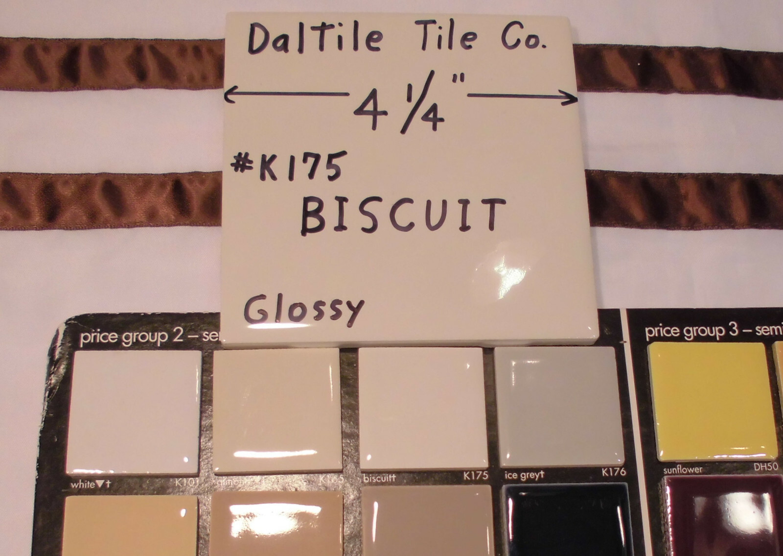 5 pieces *Gloss Biscuit* Ceramic Tiles by The Daltile Co….4-1/4″ Square NEW