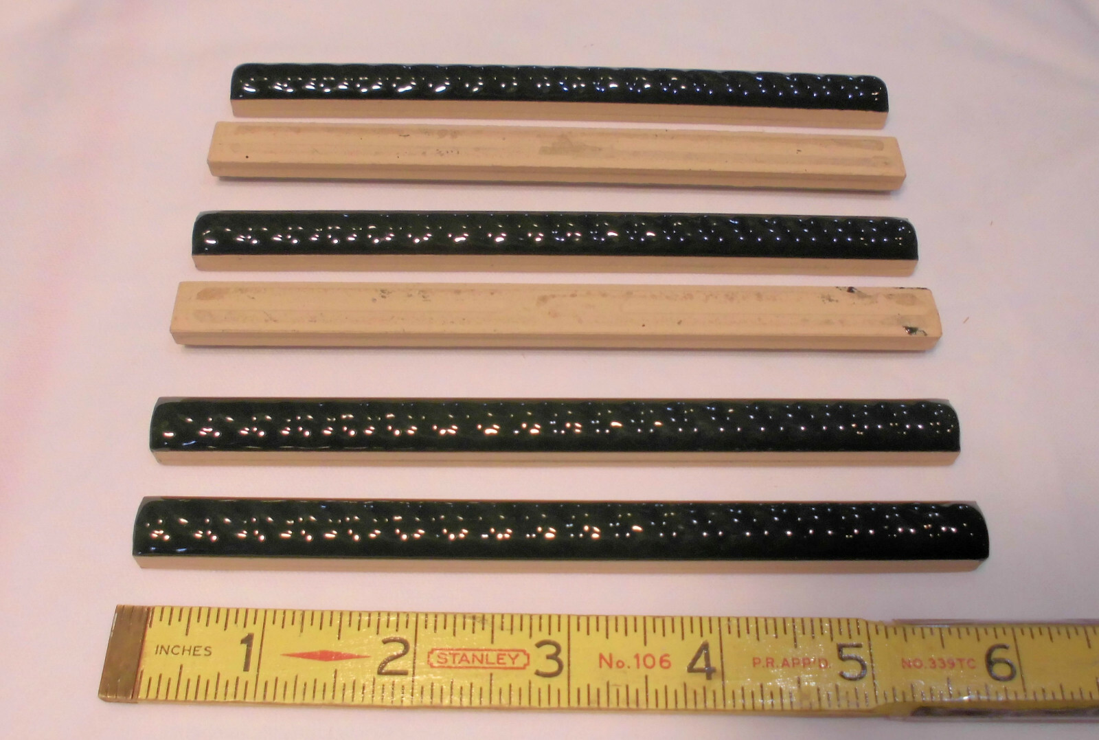 6-pack: Dark Green: Ceramic Liner-Pencil-Sizzle Tiles: 1/2″ X 6″ Twist Pattern