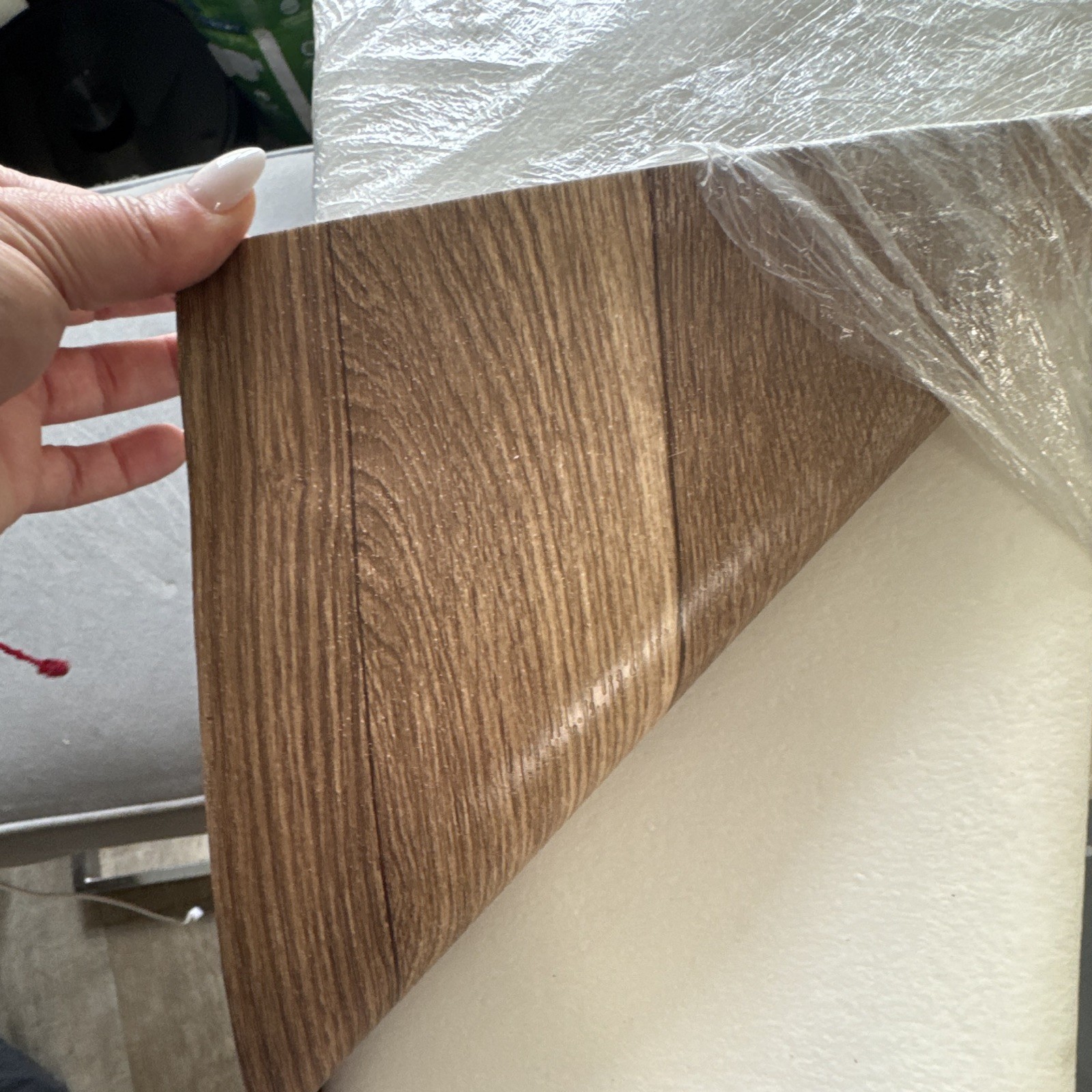 Brown Wood Look Peel & Stick Vinyl Plank, Textured Low Gloss, 18 sq ft