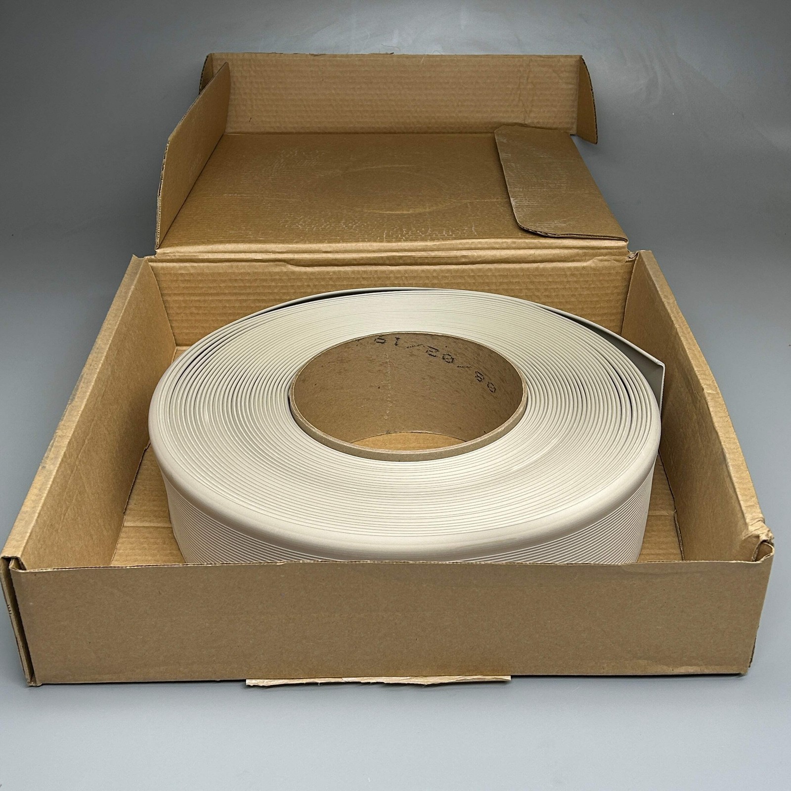 MANNINGTON COMM Burkebase Type TP Rubber Flooring Gray Beige (New)