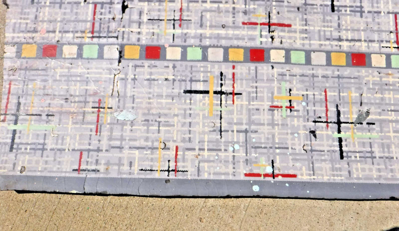 VTG~LINOLEUM FLOORING~LARGE PIECE~46″x66″~1950-60~MOVIE SET~MCM~GRAY GRID B