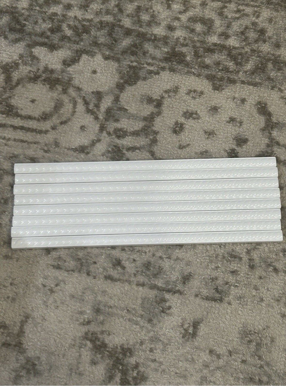 Floor & Decor BRIGHT WHITE ICE DECORATIVE ROPE PENCIL Size: 1/2 x 12