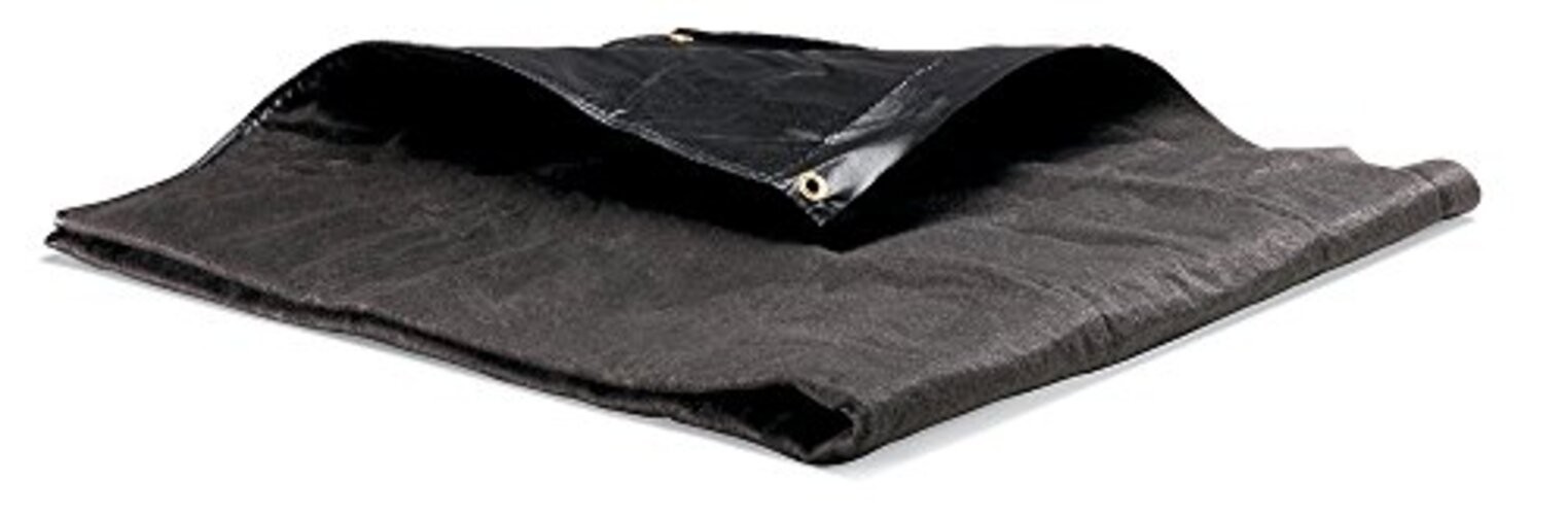 by New Pig – Oil Mats for Garage 5′ x 5′ Black Car Containment Mat for Driveway