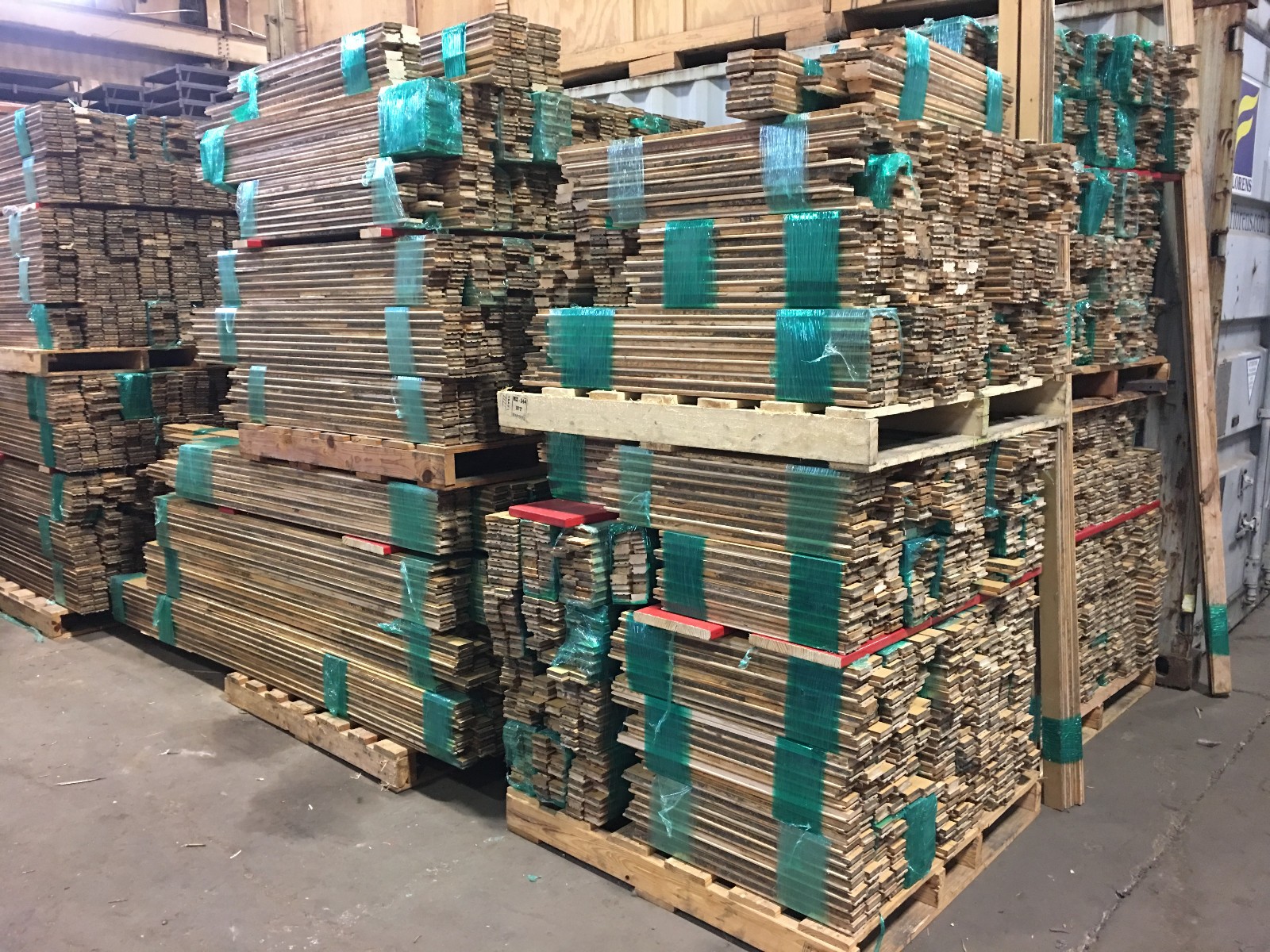 3,500sf of T&G Basketball Maple Court Flooring 2-1/4″ Wide x 1″ Thick De-Nailed