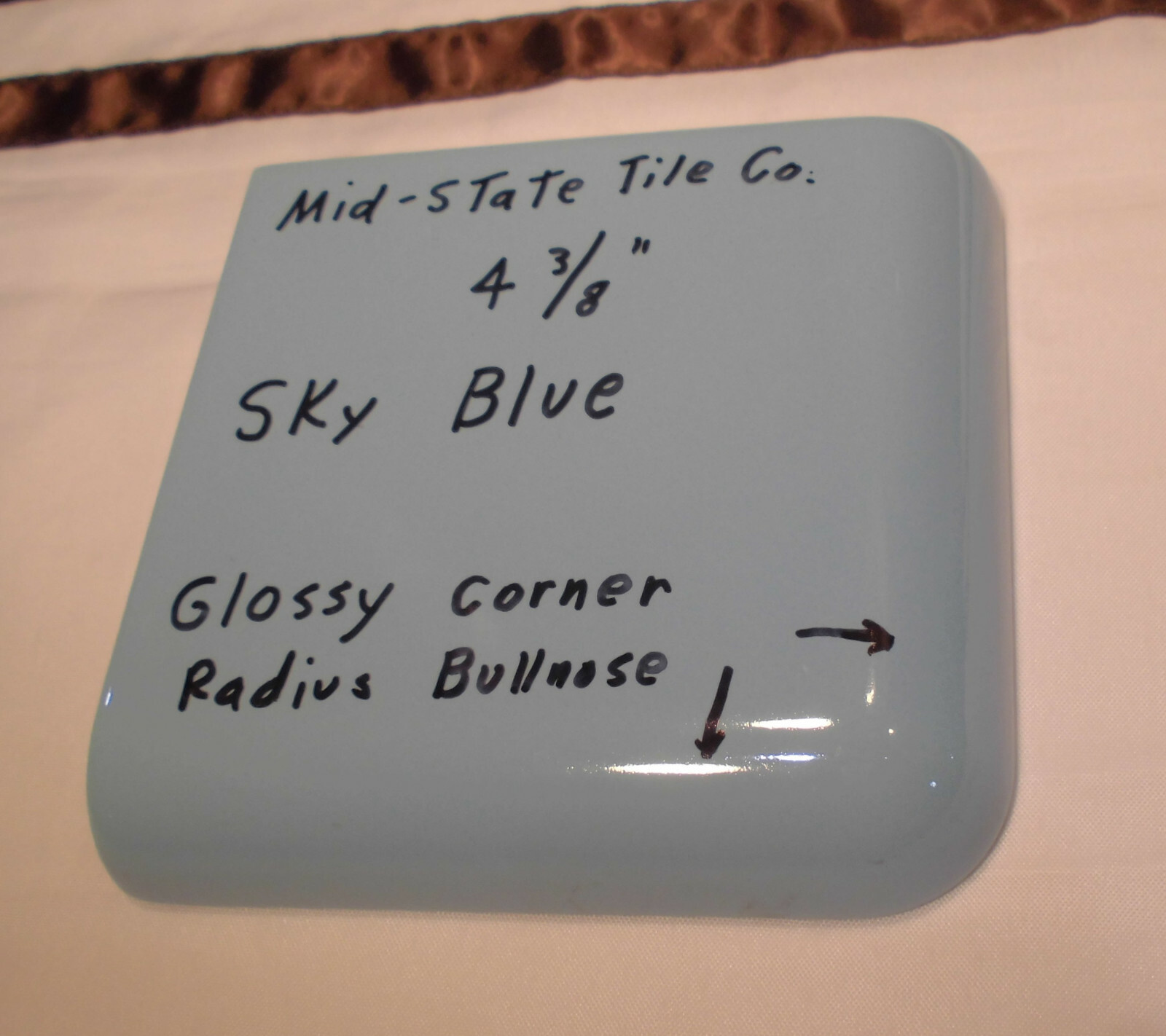 1 pc. Corner Bullnose; Sky Blue Glossy Ceramic Tile by Mid-State 4-3/8″ Mudd