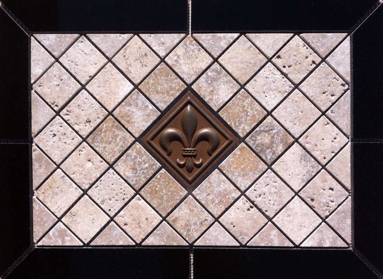21 9/16″ X 15 11/16″ Stone & Absolut Black Granite Medallion & Fleur de Lis