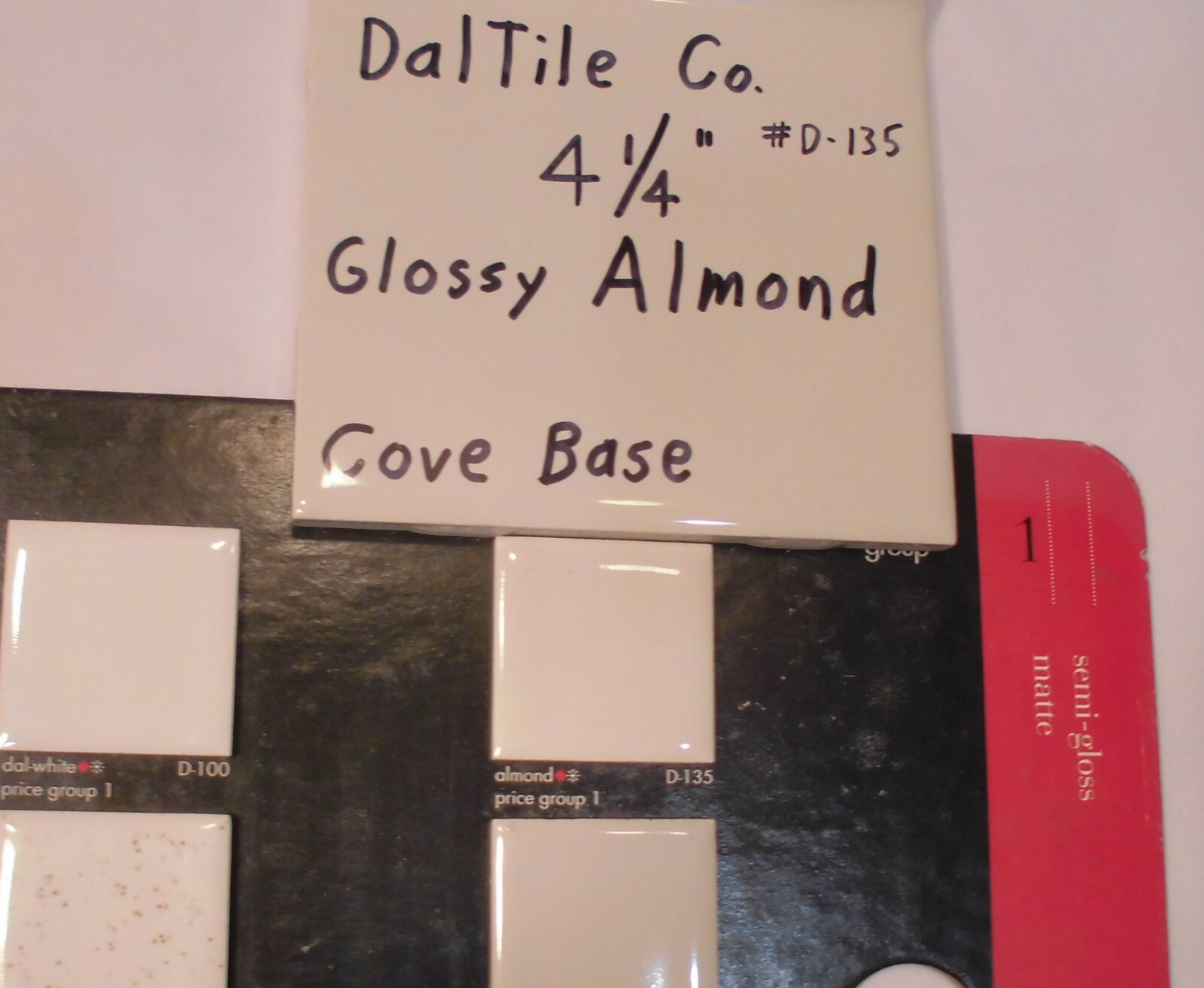 1 pc. Gloss Almond: stack-on-top Cove Base Ceramic Tile, 4-1/4″ by Daltile: NEW