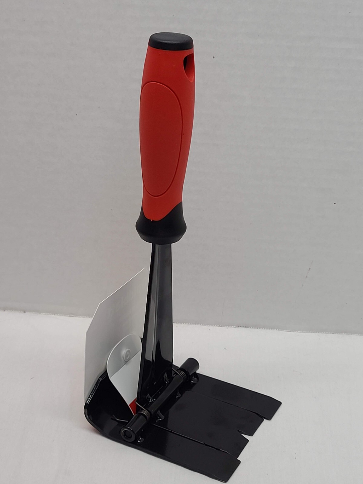 Goldblatt Trim Puller Removal Multi-Tool for Commercial Work Baseboard Molding