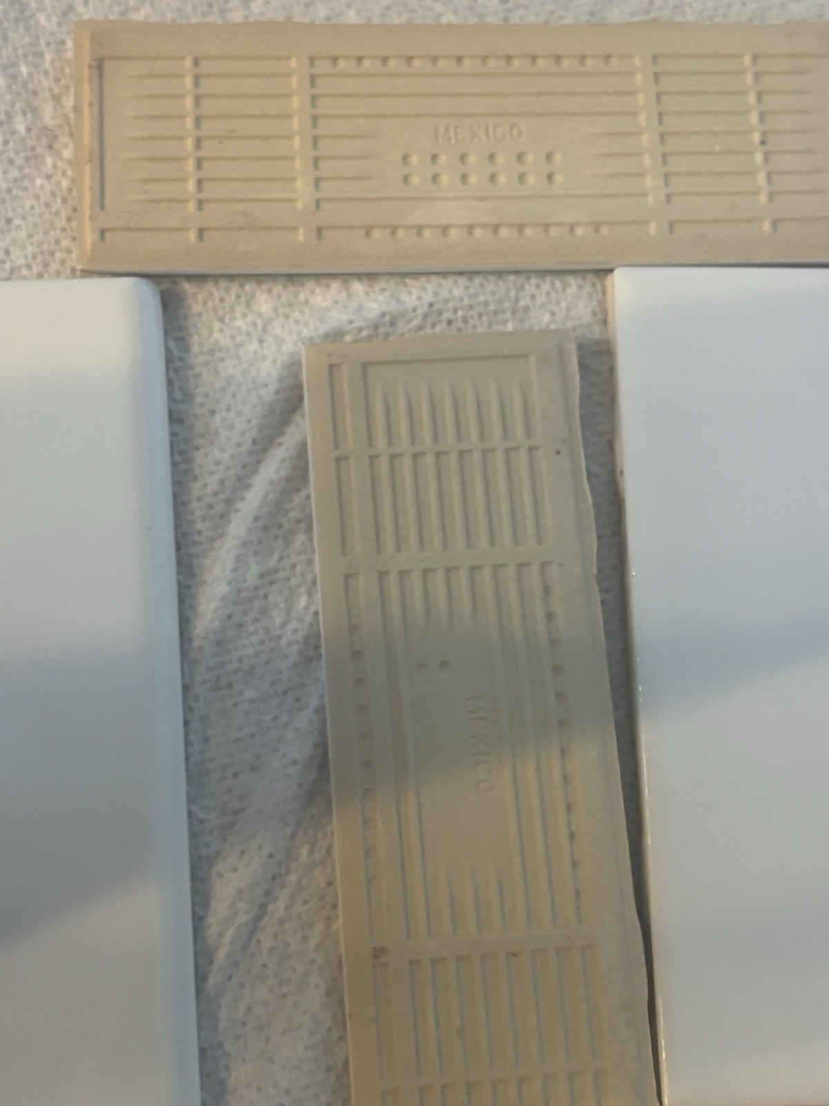 White 2X6”Ceramic Tile Bullnose Trim Edge Subway American Olean Mexico Brillante