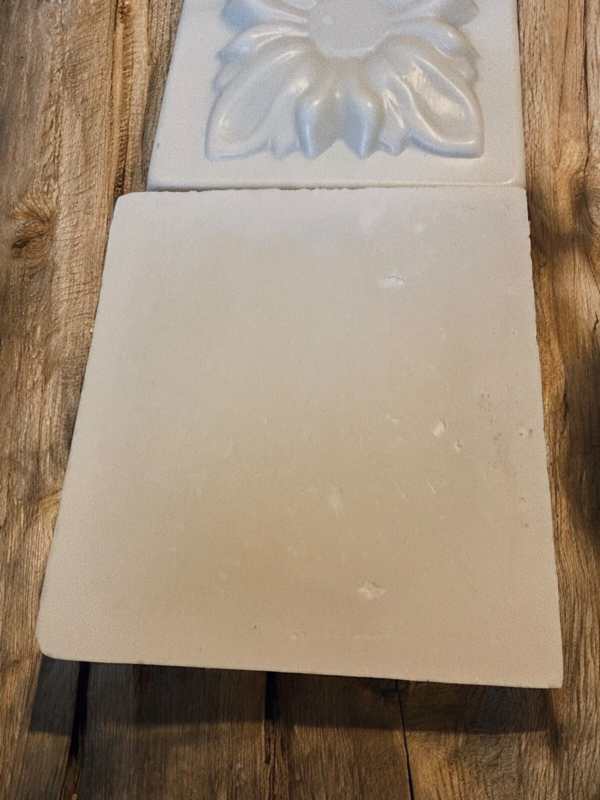 Set of 3 Demensional Resin Floral Tile 6″x6″ off White