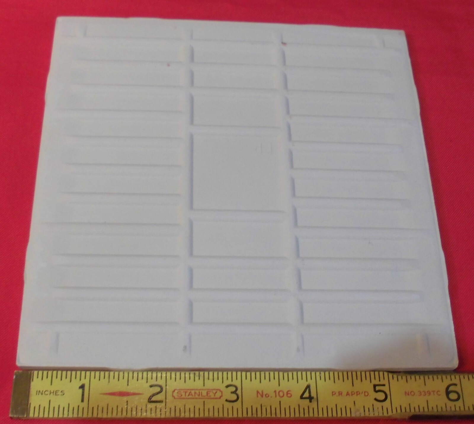 1 pc. Daltile #Q094 CHIANTI: Brilliant Glossy Ceramic Tile 6″ X 6″ NEW, Burgundy