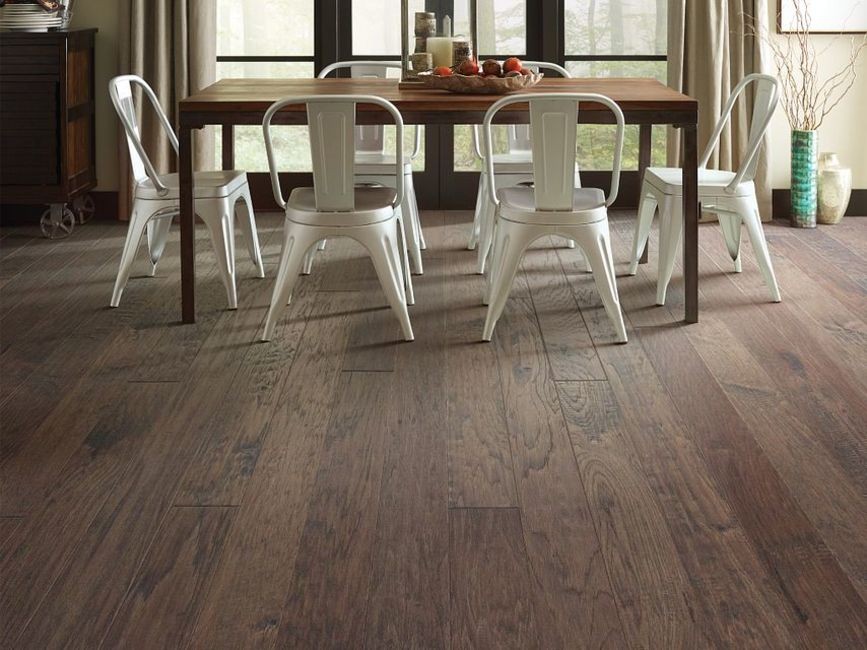 Shaw SW219 Pebble Hill 5″W Handscraped Engineered Hickory – Off White